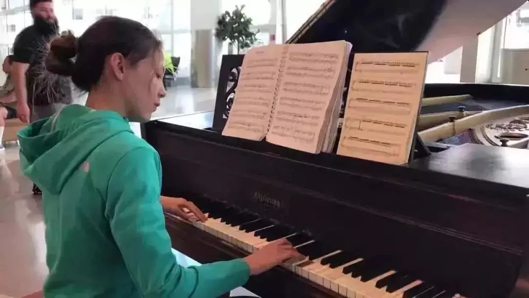 不止谷爱凌！这些就读藤校的华人运动员，背后都有“牛X”的父母