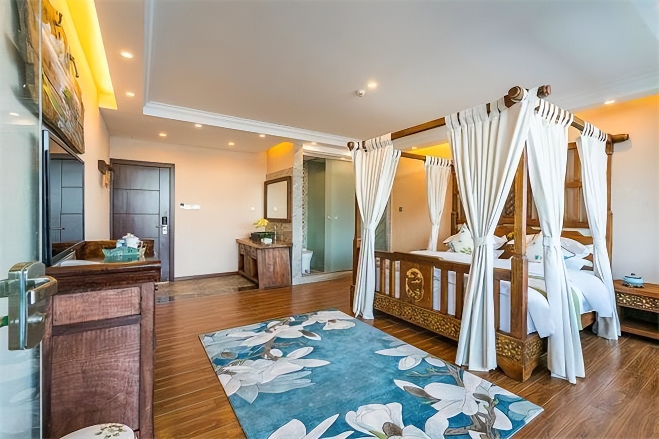 跟团去云南旅游报团多少钱合适,去云南旅游报团多少钱是纯玩团