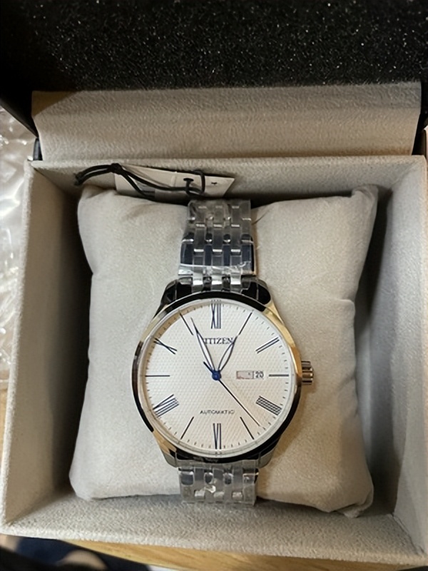 西铁城手表怎么样什么档次,西铁城的手表怎么样值得买吗