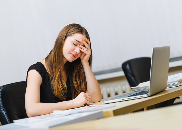 25岁女孩猝死抢救两小时活了吗,痛心22岁年轻女孩不幸猝死