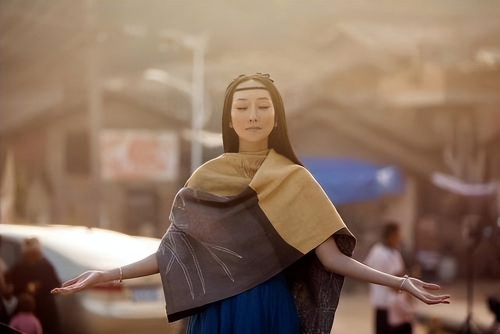 萨顶顶周鹏电音,萨顶顶周鹏唱腔