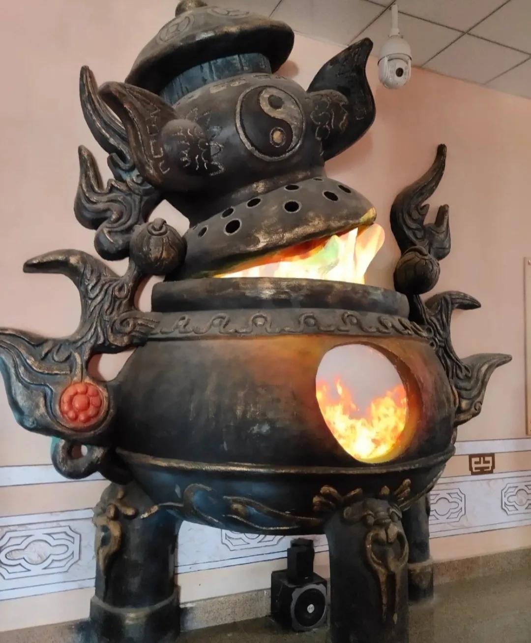 俄乌局势战火欲燃,俄乌战火一触即发的时刻