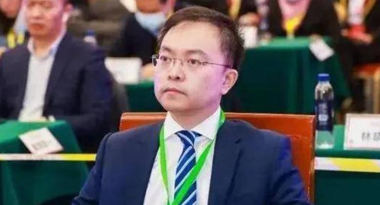 五斗米折腰董宇辉,董宇辉为爱痴狂