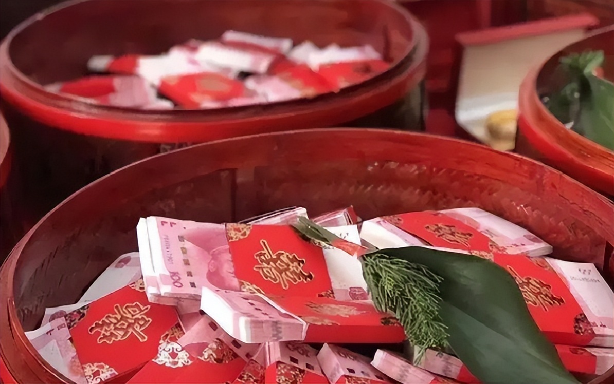 96年台湾富家女与*小平邓**警卫员订婚,女方母亲:娶妻聘金要100万