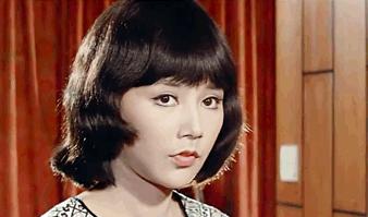 守30年活寡，花心丈夫带小三回家不敢反抗，邵音音的爱太卑微了