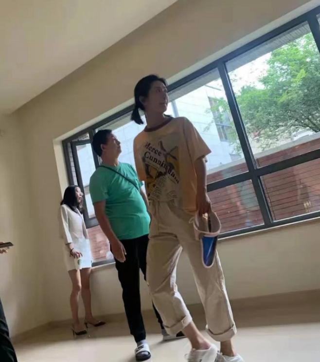 刘烨与谢娜的爱情史,刘烨和谢娜结过婚没