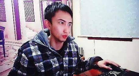 耀扬事件愈演愈烈，16万游客为其出头惨遭封禁，女主角太嚣张了