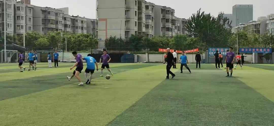 机关队施巧计以逸待劳门前杀千里奔无力回天