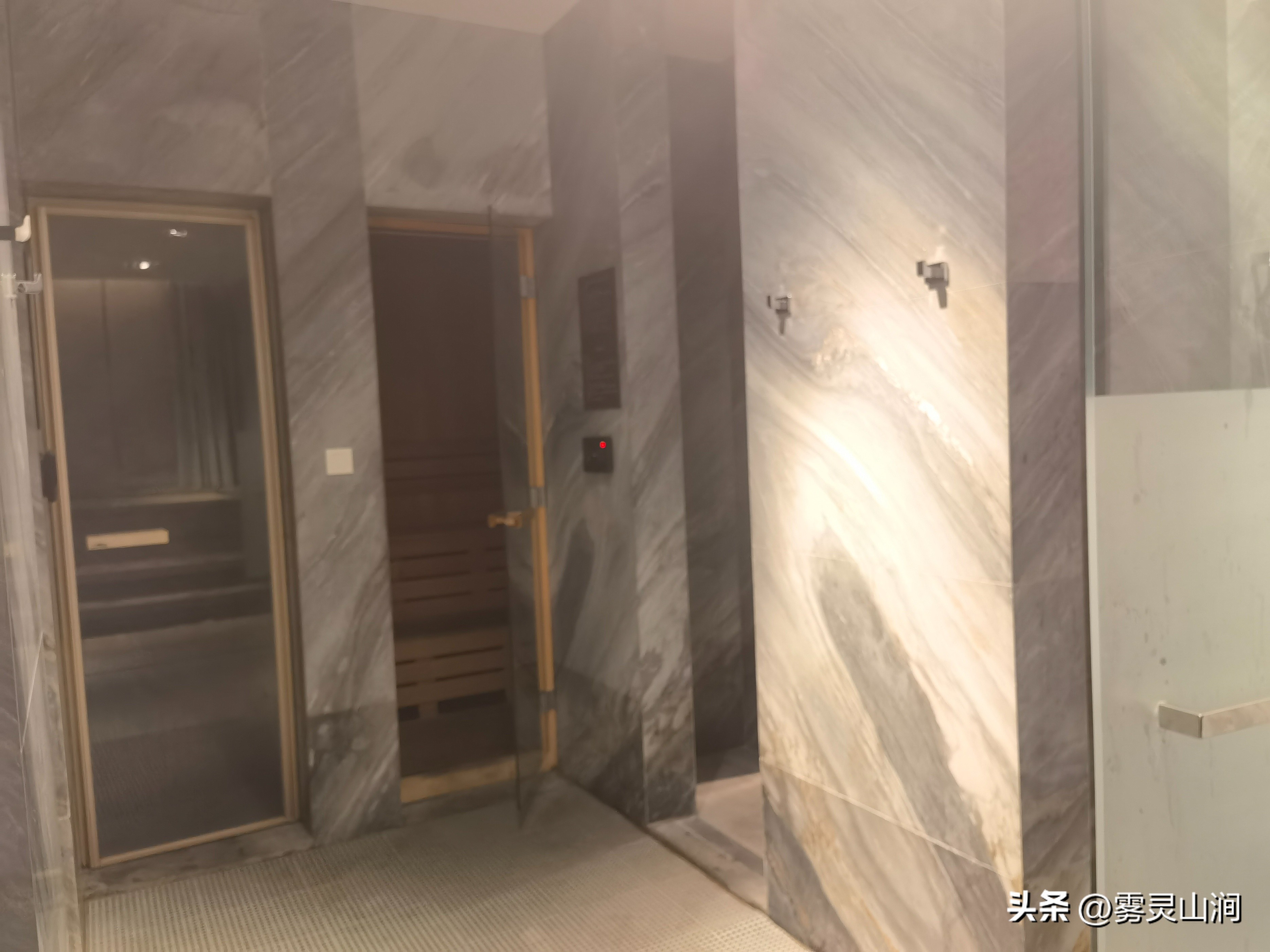 佛山罗浮宫索菲特酒店夜景,佛山罗浮宫索菲特酒店的布局亮点