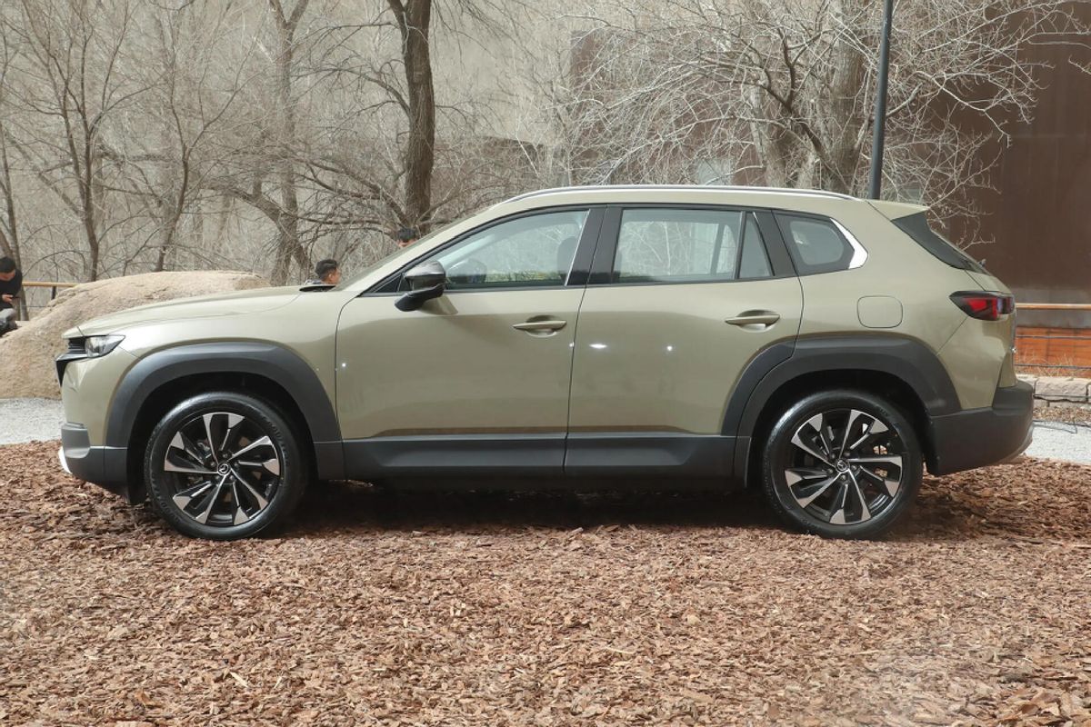 粗犷且大气广州车展聊马自达cx-50,中大型suv黑马出现评捷尼赛思gv80