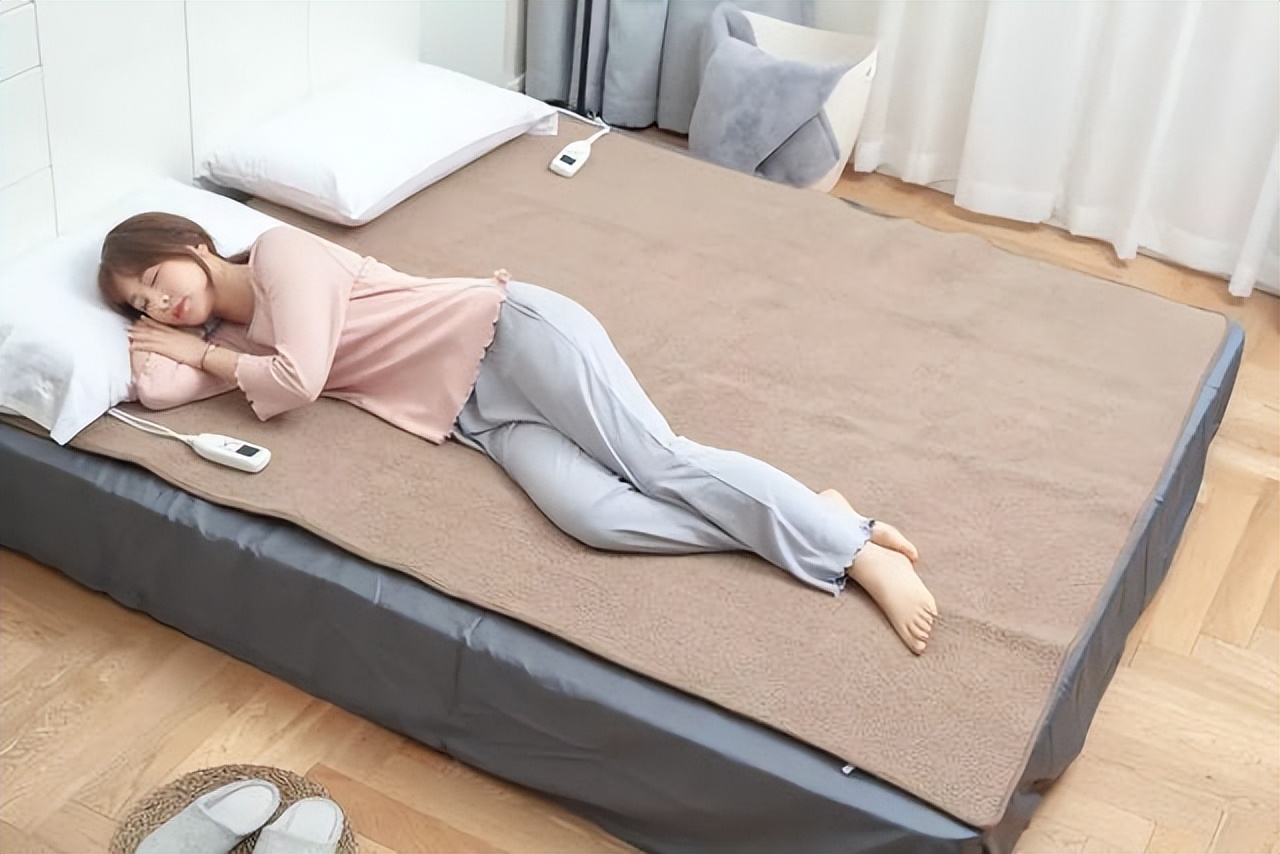 关于电热毯的辐射会致癌吗,电热毯有辐射会致癌是真的吗