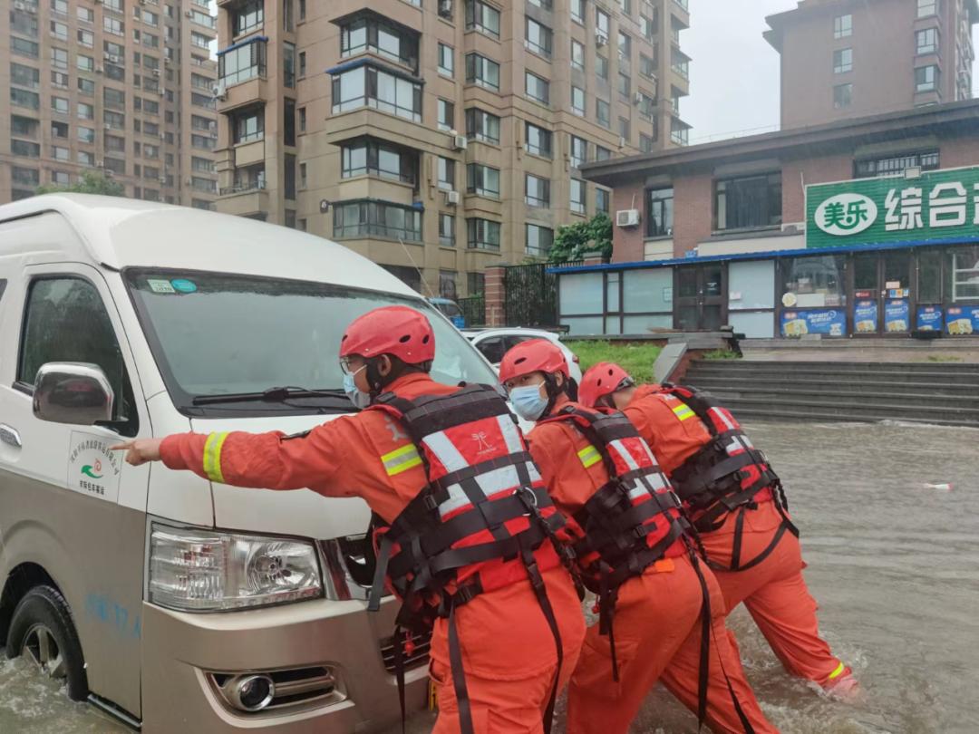 消防应对强降雨,消防增援强降雨工作