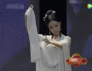 “宅男女神”与穷小伙的瓜！
