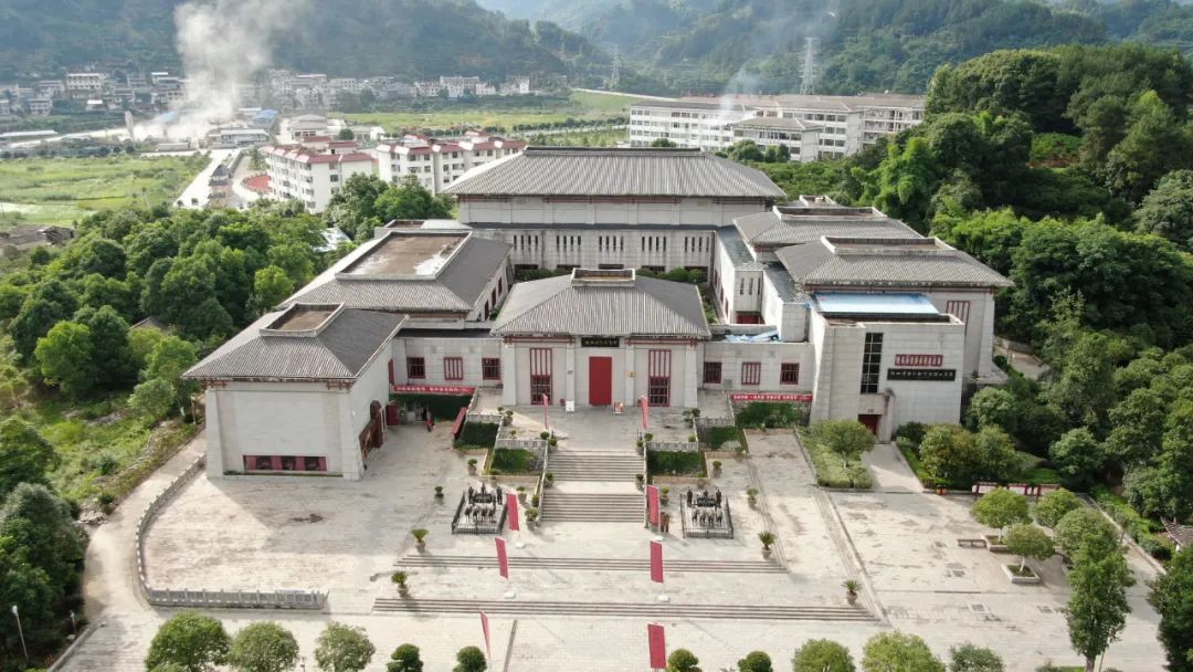 12月24日，让我们一起乘着大船，冲破云霄，闯进“别一个国度”