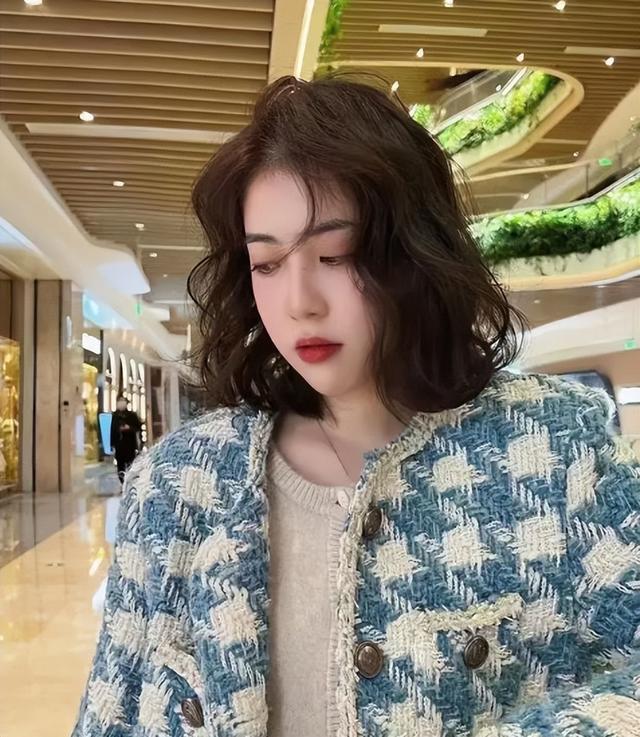 为什么懂行的人喜欢买红色的,日系有哪些好用的护肤品