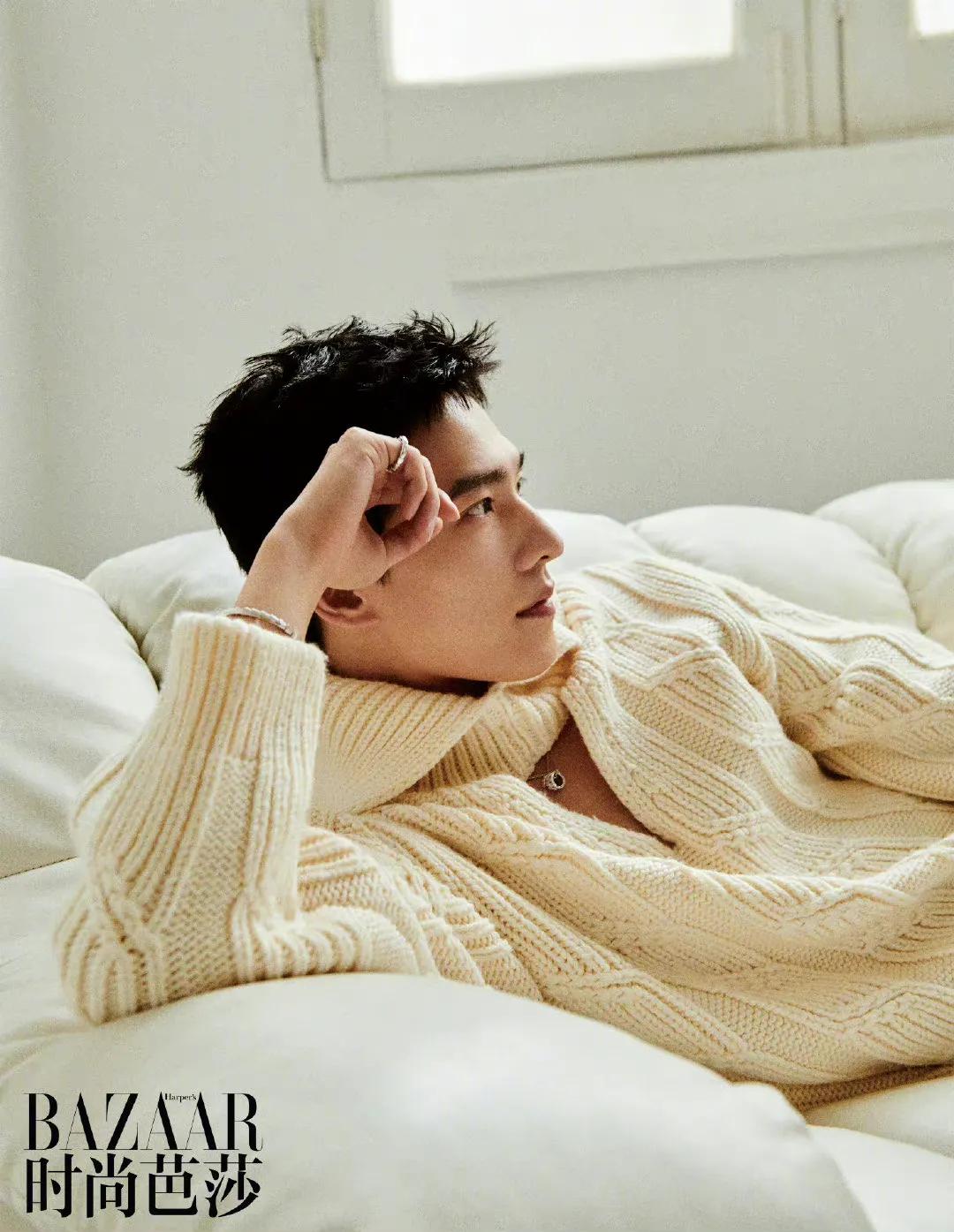 杨洋时尚芭莎十一月刊封面照片,杨洋时尚芭莎背头