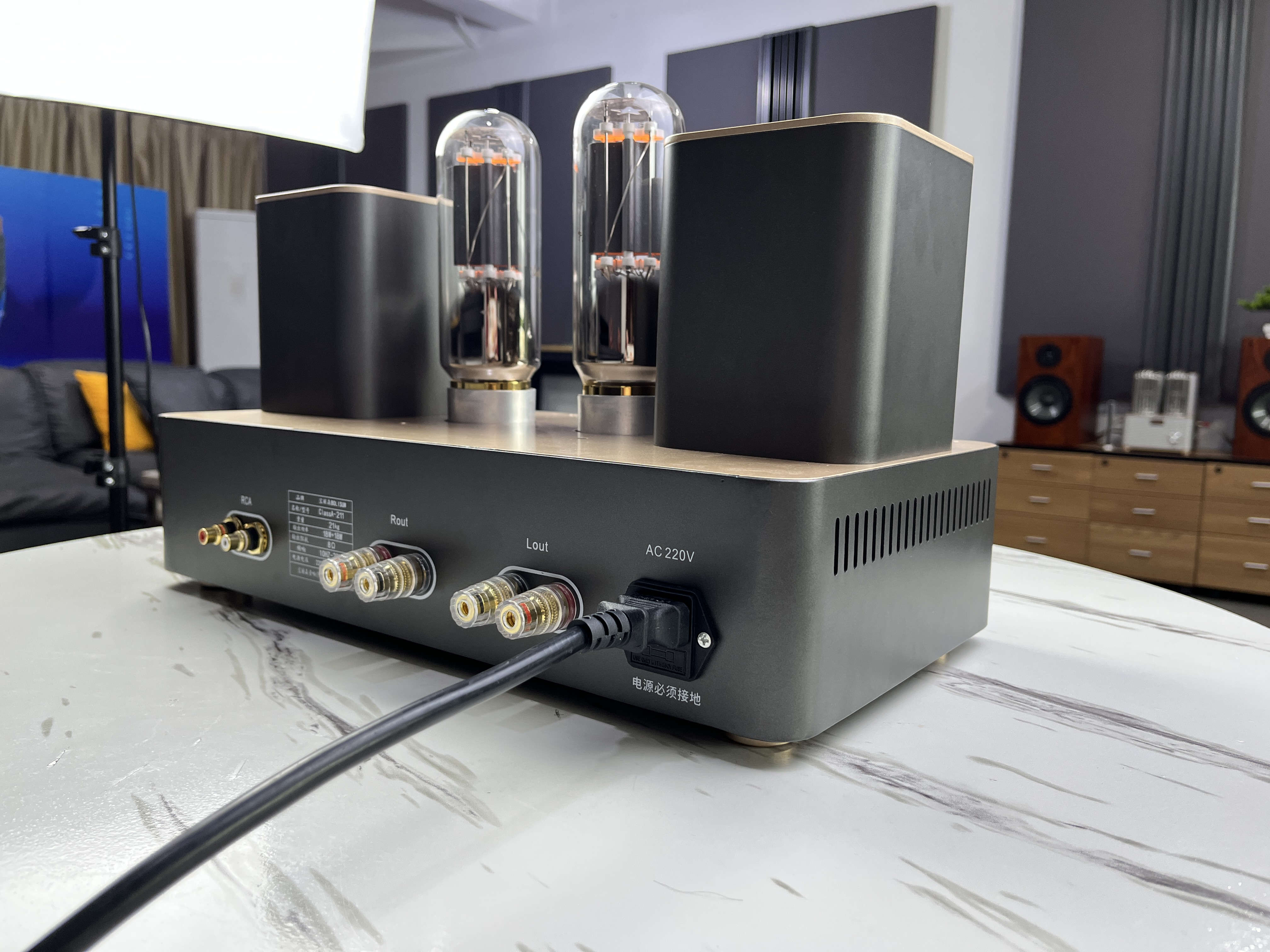 胆机跟功放谁推谁效果更好,胆机和功放哪个音质好