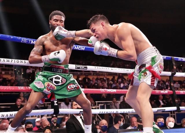 拳击十大争议性判罚,拳击史上黑哨