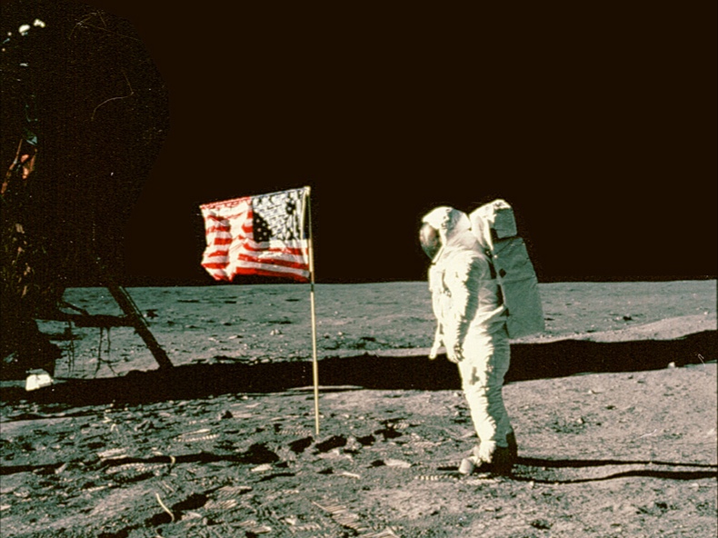 人类有没有真正登上过月球,1969年人类是否真的登上月球