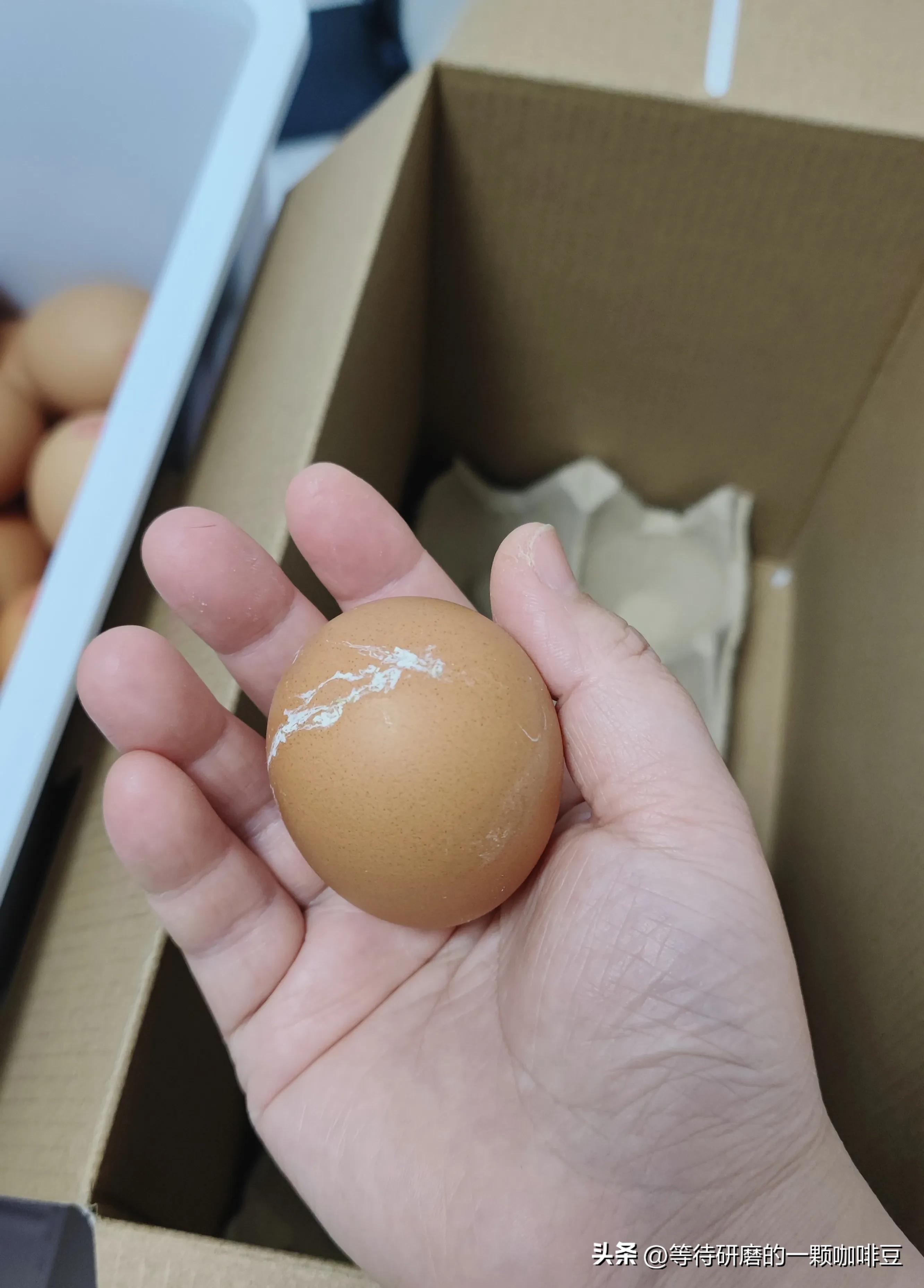 冬天买鸡蛋可以放盒子里吗,你们买鸡蛋不摇晃的吗