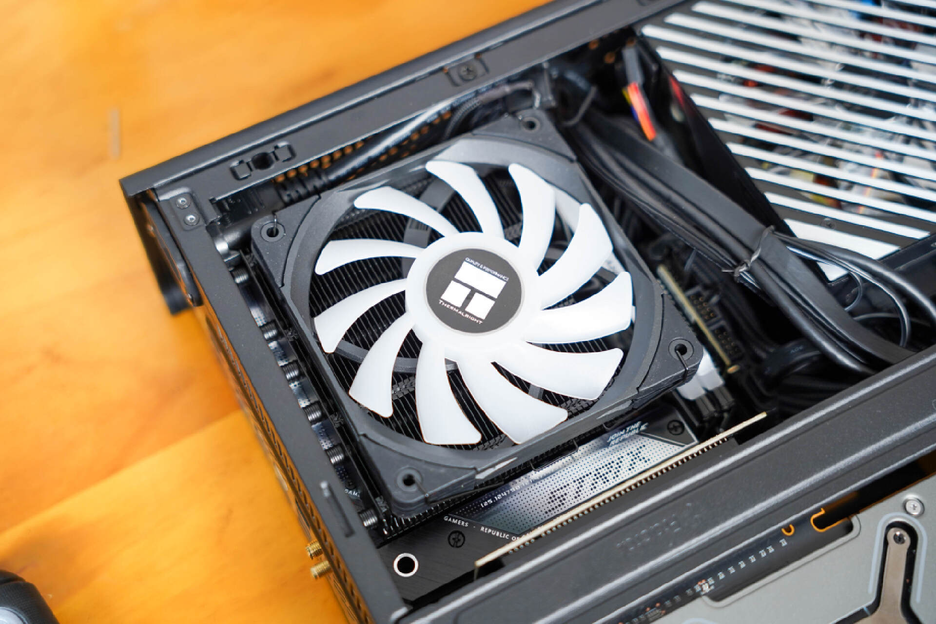 amd最新移动处理器锐龙7000,amd发布锐龙7000处理器价格