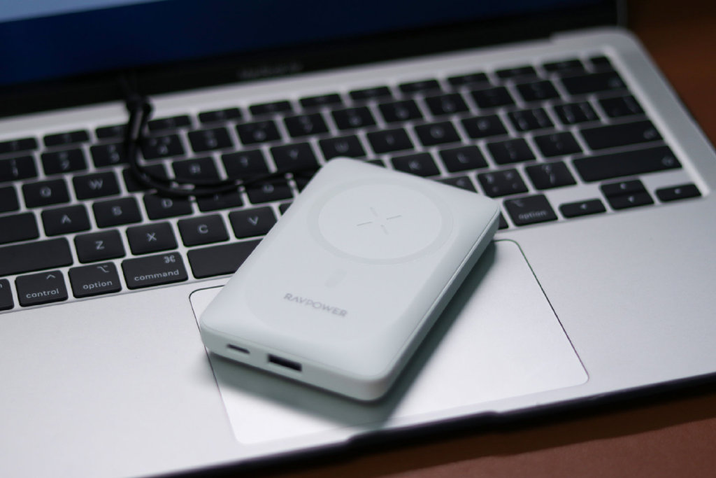 ravpower用什么电源,移动电源ravpower