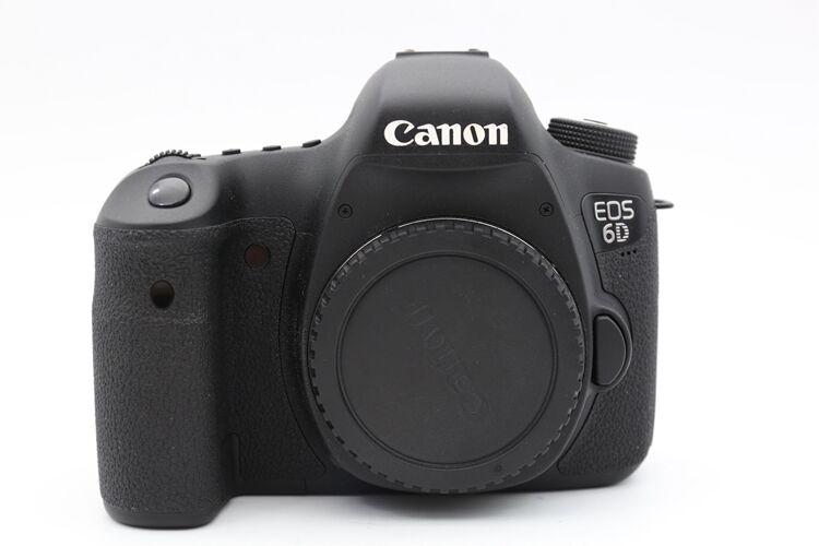 二手佳能相机个人出售,佳能6000元二手相机推荐全画幅