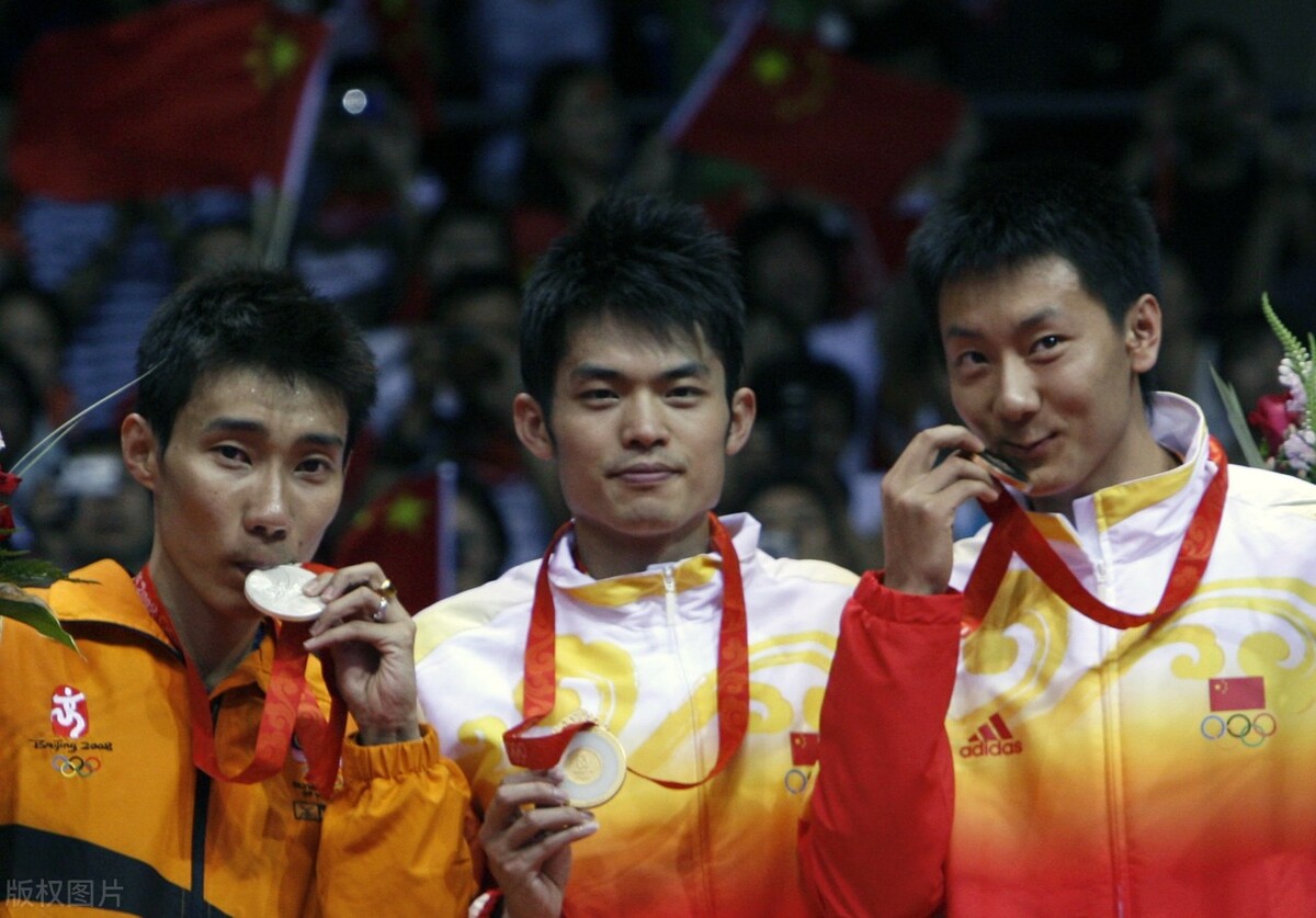 羽球林丹李宗伟颁奖,林丹李宗伟打女双