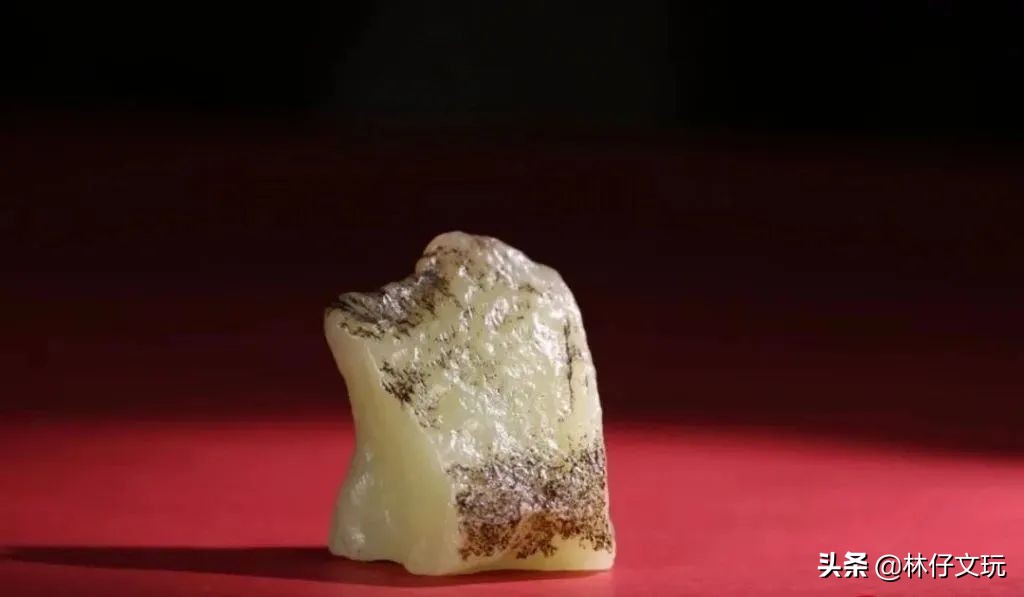 黄玉和黄口料哪个值钱一些,黄口料价值多少钱一斤