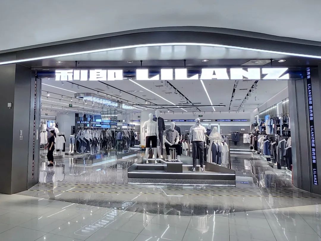 利郎男装转型后年龄定位,男装轻奢高级感利郎