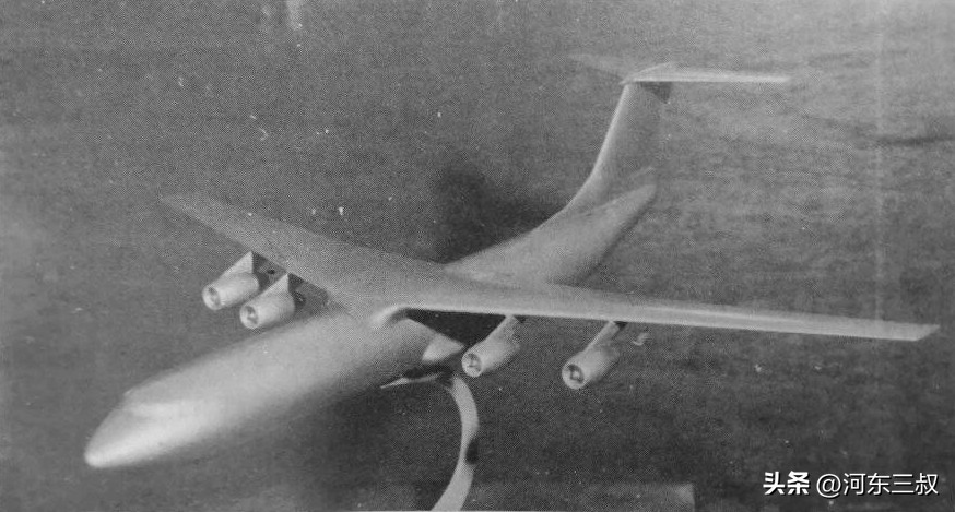 伊尔76民用运输机,伊尔76运20起飞