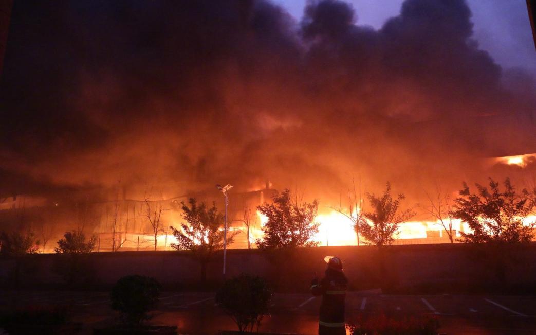 河南安阳突发火灾间接原因,河南安阳一厂房火灾已致38人死亡