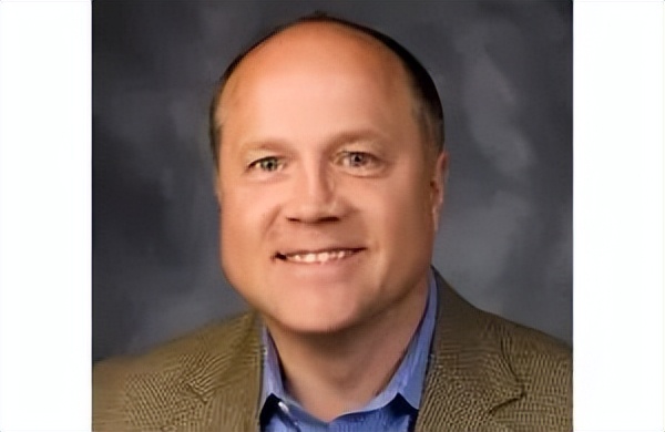 美国美敦力公司薪酬,美敦力股票趋势