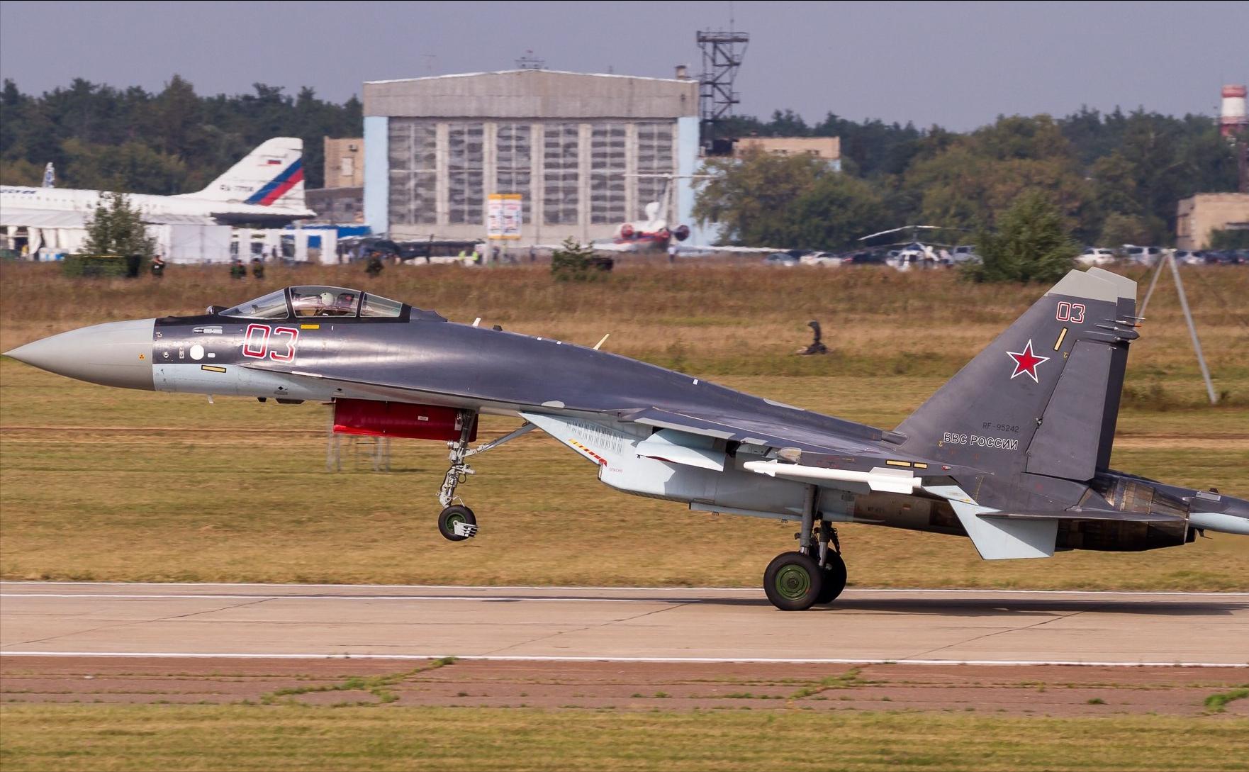 地球十大顶级战斗机排名：苏35勉强上榜，歼20名列前茅！