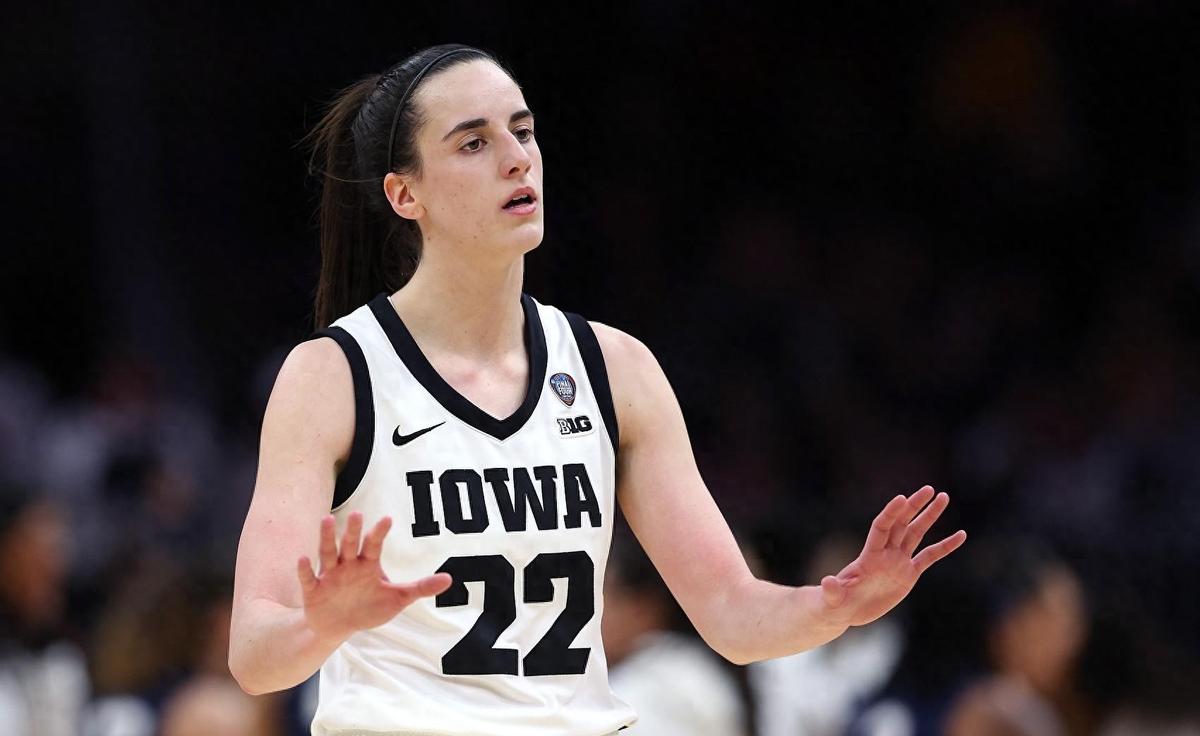 凯特琳克拉克选秀前景,凯特琳·克拉克破wnba首秀失误纪录