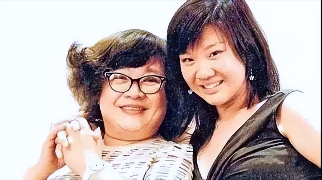 郑欣宜助阵郑少秋视频,郑欣宜郑少秋修复关系