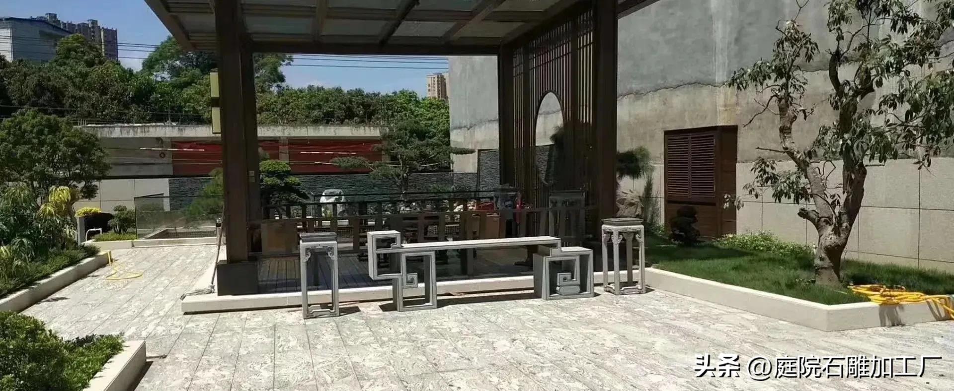 石雕花架庭院摆放效果图,庭院盆景老石板花架