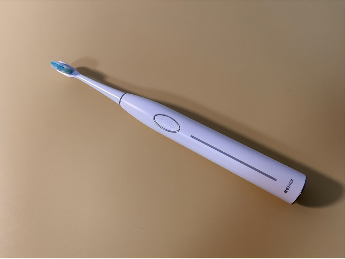 359元的电动牙刷值不值得买,一万元的电动牙刷测评