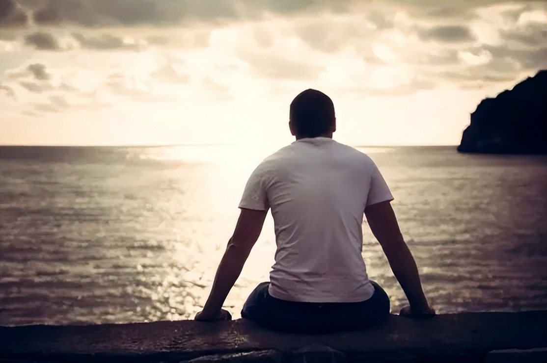 他罹患双相和强迫症，95个小时心理干预后，撤药、康复并成功复学