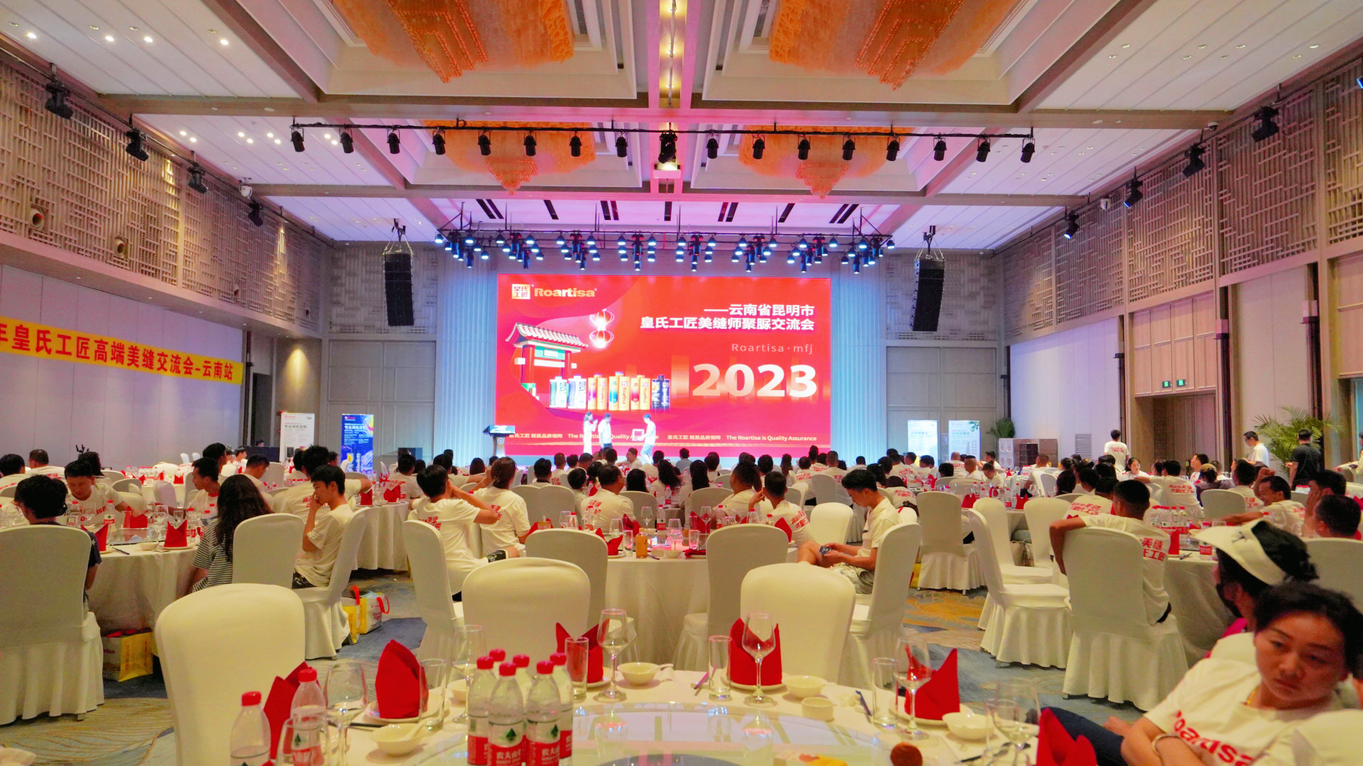 皇氏工匠聚脲美缝剂耐黄变,皇氏工匠聚脲视频