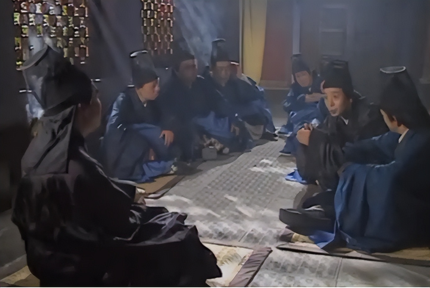 为什么唐朝太监权力这么大,明朝太监为什么没有唐朝太监厉害