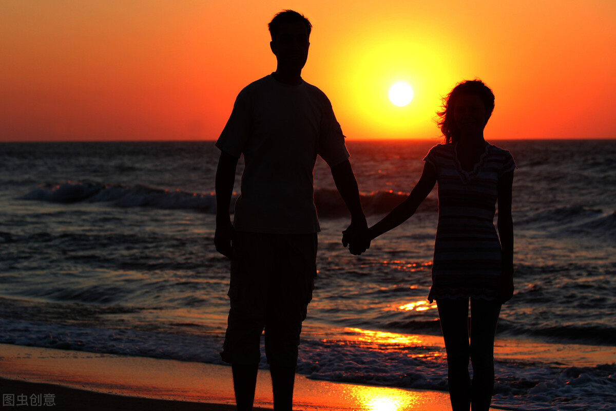 爱情所及，烈焰腾腾，时过境迁，纯纯如水