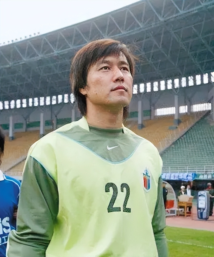 踢假球被处罚降级,踢假球被判10年