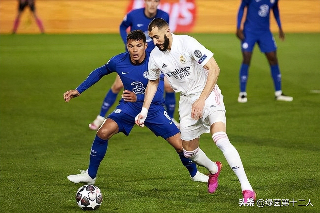 欧冠皇马对切尔西本泽马倒钩,欧冠本泽马连续帽子戏法