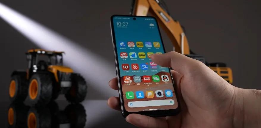 懂行的人建议买荣耀还是ov,买荣耀还是买vivo