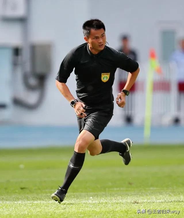 中超赛况上港申花,上港申花5:0三红牌