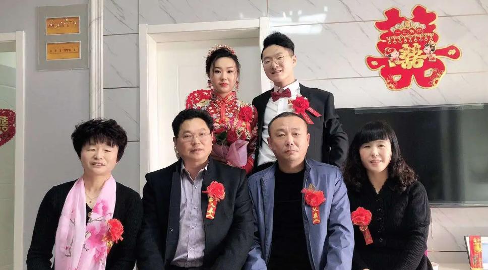 故事：给儿子准备140平的婚房，他却要去丈母娘家挤60平的小房子