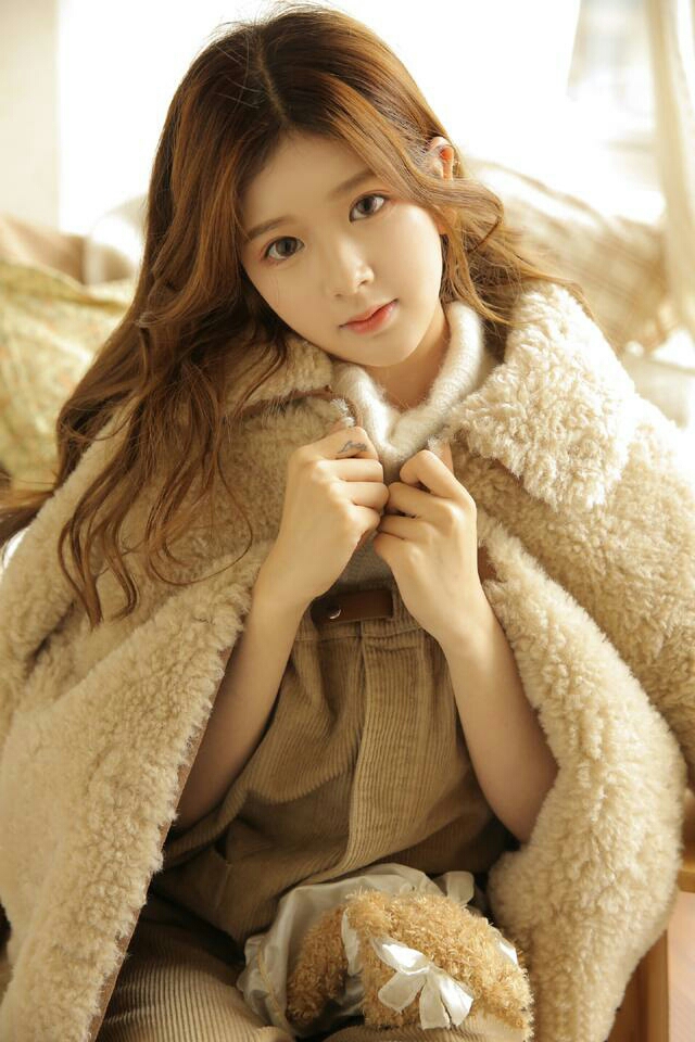 刚加相亲女生微信怎么开场,好几天没联系的女生怎么开场聊天