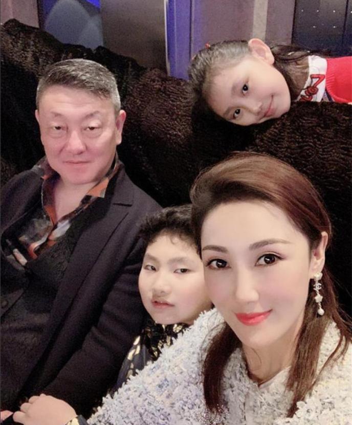 王燕韩磊简介,韩磊苦追王燕十年