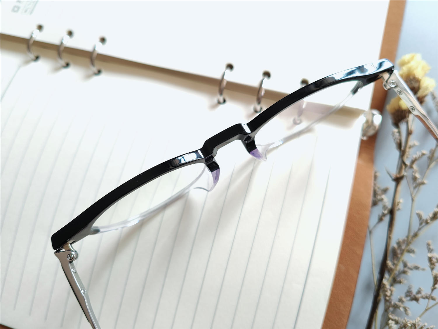 “视”见精彩，轻宝眼镜深度体验，未来的风向标